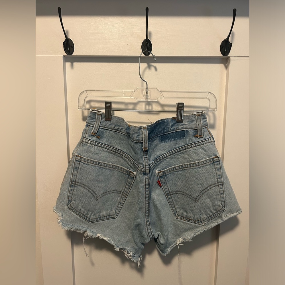 LEVI’S High Waisted Denim Shorts
